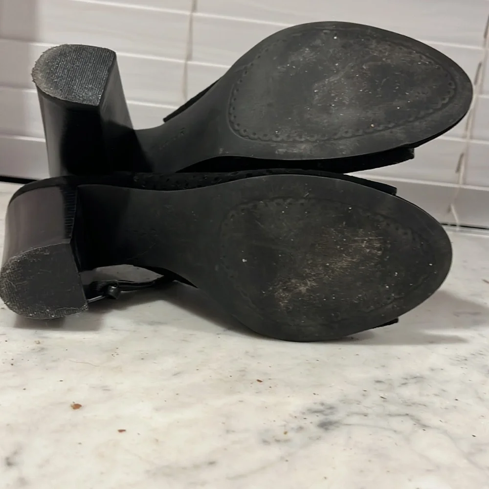 Women’s heels - Picture 3 of 4